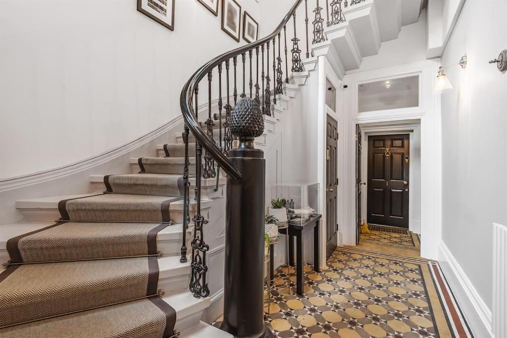Rowntree One - Stunning Apartment- Grade II Listed York Esterno foto