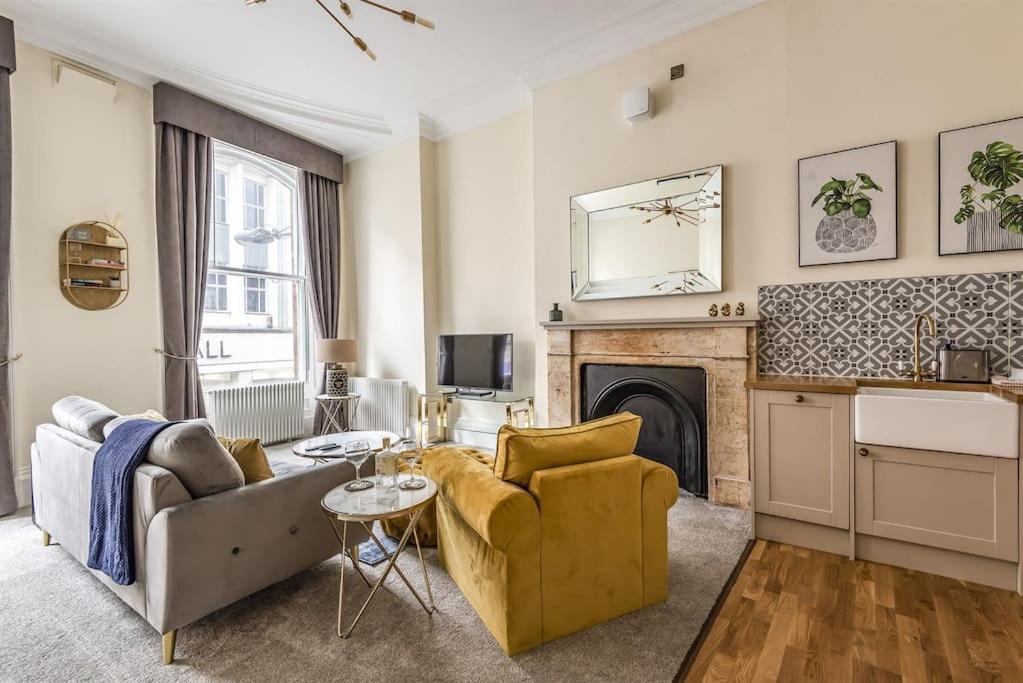 Rowntree One - Stunning Apartment- Grade II Listed York Esterno foto
